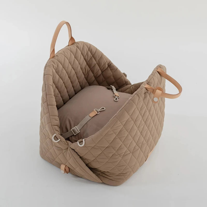 Signature carrier tote, small size dimensions